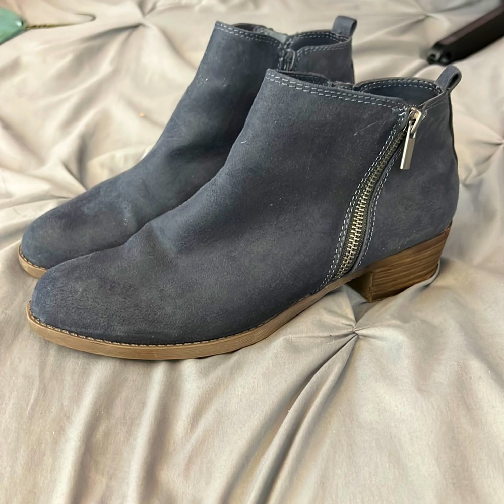 Navy blue booties